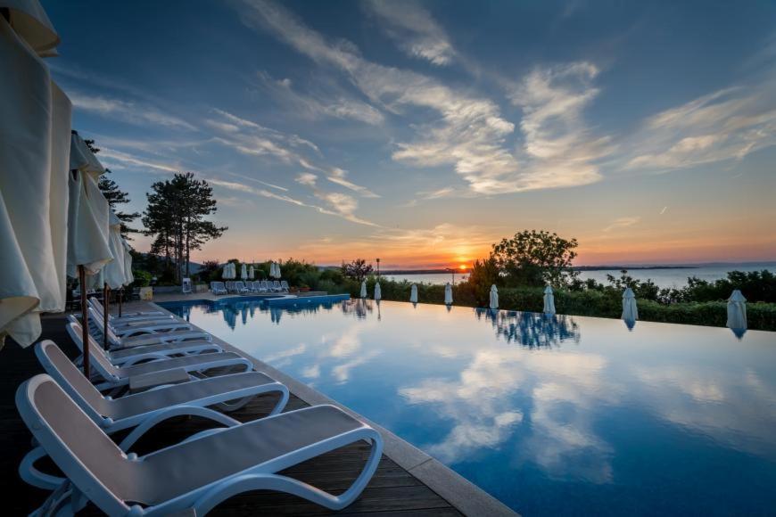 Santa Marina Apartaments- Karina 1 Sozopol Exterior foto